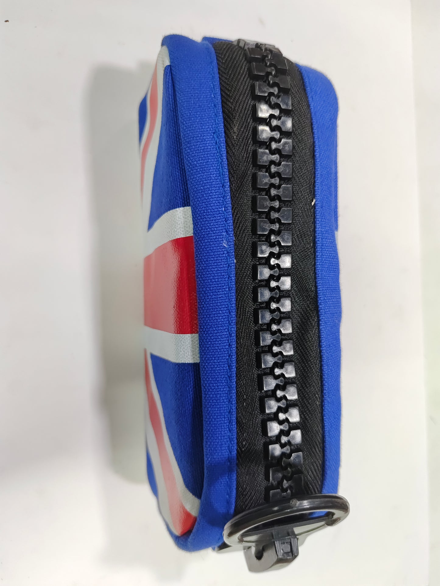 Pencil Pouch Wide Chain